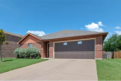 1200 First Street, Sanger, TX 76266 - Photo 2