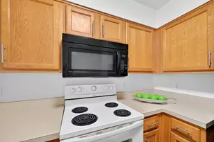 9817 Walnut St, Dallas, TX 75243 - Photo 14
