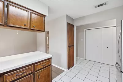 826 Shady Glen Lane, Bedford, TX 76021 - Photo 14