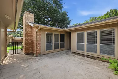 826 Shady Glen Lane, Bedford, TX 76021 - Photo 4