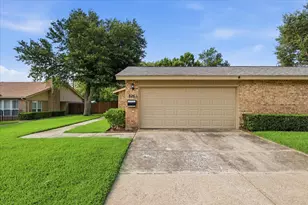 826 Shady Glen Ln, Bedford, TX 76021 - Photo 1