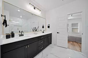4832 Fitzhugh Ave, Fort Worth, TX 76105 - Photo 18