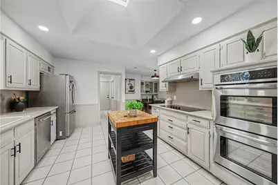 2415 Lakeview Circle, Arlington, TX 76013 - Photo 14