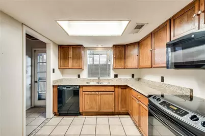 3407 Ambassador Row, Dalworthington Gardens, TX 76013 - Photo 2