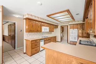 110 Cedar Dr, Oak Leaf, TX 75154 - Photo 14