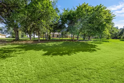 110 Cedar Drive, Oak Leaf, TX 75154 - Photo 2