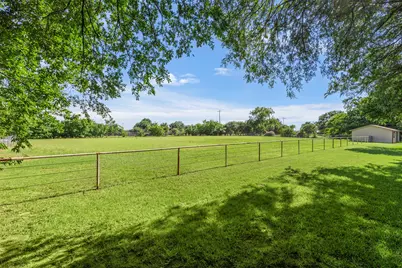 110 Cedar Drive, Oak Leaf, TX 75154 - Photo 32