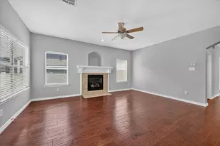 1013 Wenk Dr, Savannah, TX 76227 - Photo 10