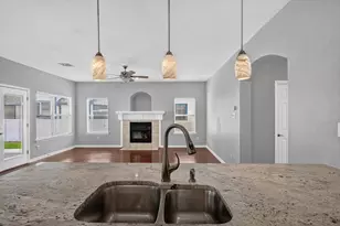 1013 Wenk Dr, Savannah, TX 76227 - Photo 16