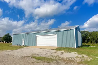 760 E Quinlan Parkway, Quinlan, TX 75474 - Photo 1