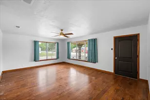 721 Main St, Teague, TX 75860 - Photo 4