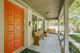 9208 San Fernando Way, Dallas, TX 75218 - Photo 2
