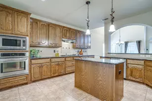 6025 Bee Balm Dr, Fort Worth, TX 76123 - Photo 10
