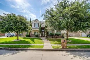 6025 Bee Balm Dr, Fort Worth, TX 76123 - Photo 2