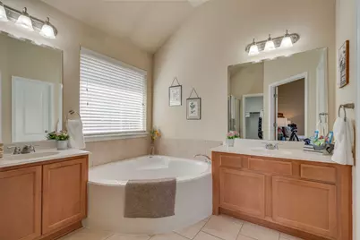 1105 Lone Pine Drive, Little Elm, TX 75068 - Photo 26