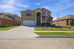 15009 Lone Spring Dr, Little Elm, TX 75068 - Photo 2