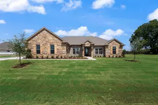 100 Eagle Ct, Glen Rose, TX 76077 - Photo 1