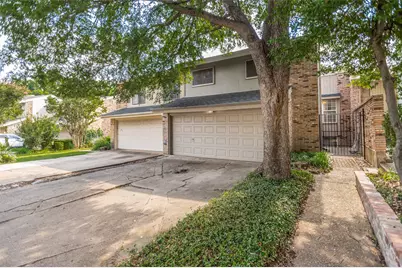 2979 Country Place Circle, Carrollton, TX 75006 - Photo 20