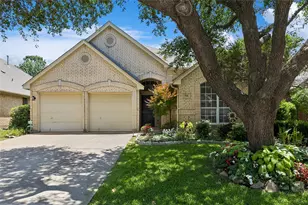 3516 Stone Creek Ct, Fort Worth, TX 76137 - Photo 2