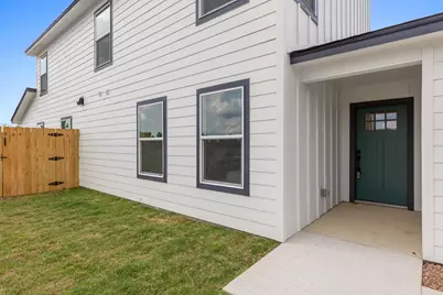 516 Paso Fino Street #101, Robinson, TX 76706 - Photo 2