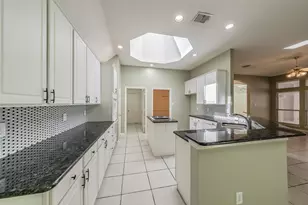 203 Arbor Park Dr, Euless, TX 76039 - Photo 16