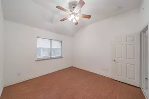 203 Arbor Park Dr, Euless, TX 76039 - Photo 22
