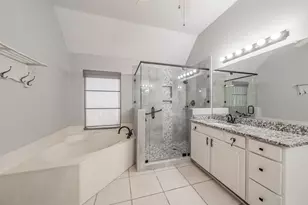 203 Arbor Park Dr, Euless, TX 76039 - Photo 30