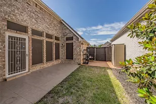 203 Arbor Park Dr, Euless, TX 76039 - Photo 32