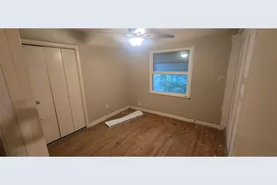12052 Bellafonte Drive, Dallas, TX 75243 - Photo 6