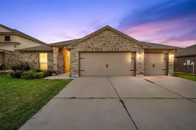 2820 Samson Drive, Waco, TX 76655 - Photo 1