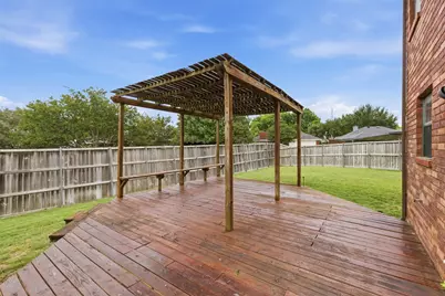 605 Buttercup Circle, Garland, TX 75040 - Photo 32