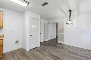 605 Buttercup Cir, Garland, TX 75040 - Photo 20