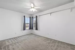 605 Buttercup Cir, Garland, TX 75040 - Photo 32