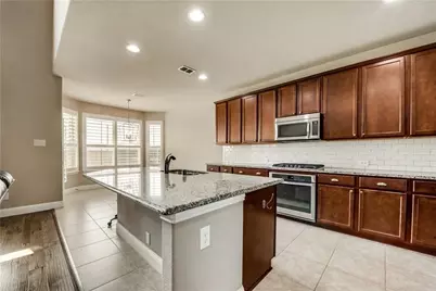 1025 Spring Falls Drive, McKinney, TX 75071 - Photo 8