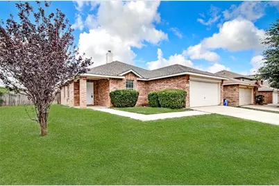 596 Creekbend Street, Crowley, TX 76036 - Photo 2