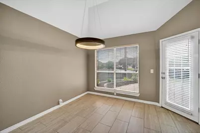4909 Lansdale Drive, Flower Mound, TX 75028 - Photo 6
