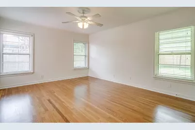 2812 Ryan Place Drive, Fort Worth, TX 76110 - Photo 16