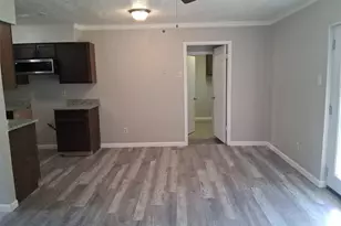 3205 Pacesetter Dr, Dallas, TX 75241 - Photo 4