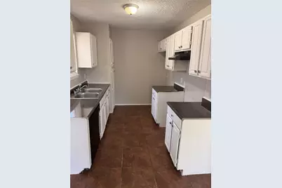 312 Juniper Drive, Arlington, TX 76018 - Photo 6