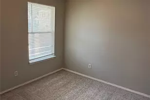 312 Juniper Dr, Arlington, TX 76018 - Photo 8