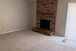 312 Juniper Dr, Arlington, TX 76018 - Photo 4