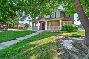 2901 St Charles Dr, Mansfield, TX 76063 - Photo 4