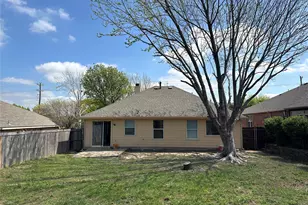 813 Essex Dr, McKinney, TX 75071 - Photo 12