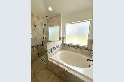 813 Essex Drive, McKinney, TX 75071 - Photo 8
