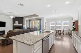 8120 Horseman Rd, Fort Worth, TX 76131 - Photo 12