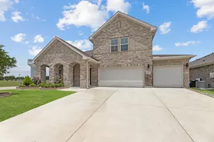 722 Cari Ln, Forney, TX 75126 - Photo 2