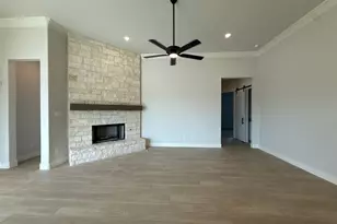 417 Texas Sage Trl, Weatherford, TX 76085 - Photo 4