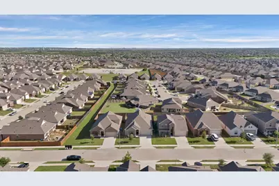621 Ridgeback Trail, Fort Worth, TX 76052 - Photo 20