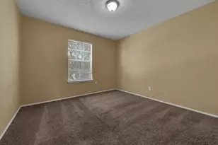 830 Frances Dr, Grand Prairie, TX 75052 - Photo 20