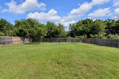 830 Frances Drive, Grand Prairie, TX 75052 - Photo 26